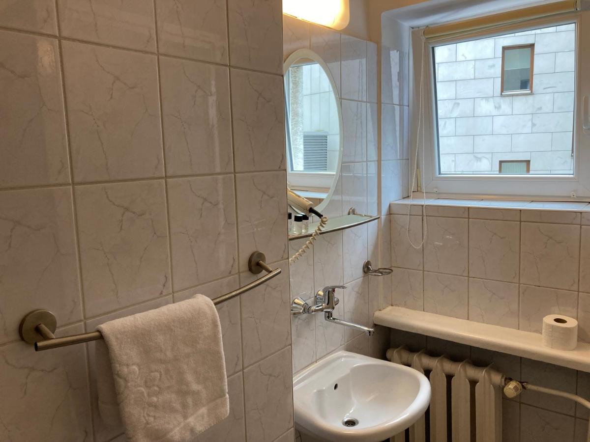 Karat Bed and Breakfast Warschau Buitenkant foto