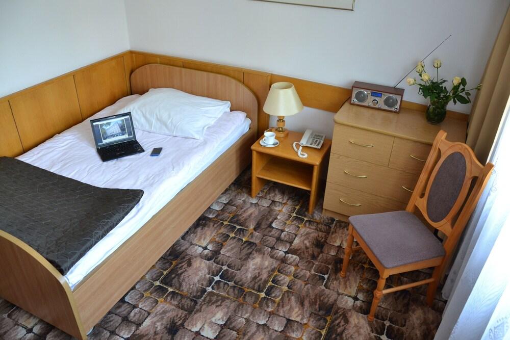 Karat Bed and Breakfast Warschau Buitenkant foto